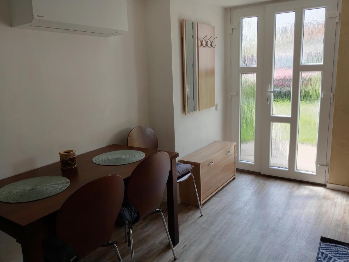 Apartman Marie Polepy Extérieur photo